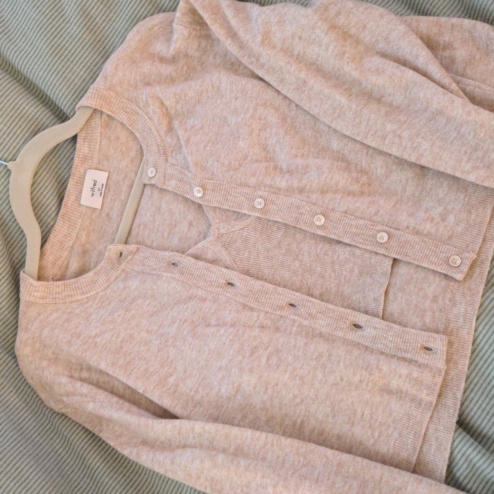 Aritzia Wilfred Sicily Cardigan Set - Picture 1 of 2